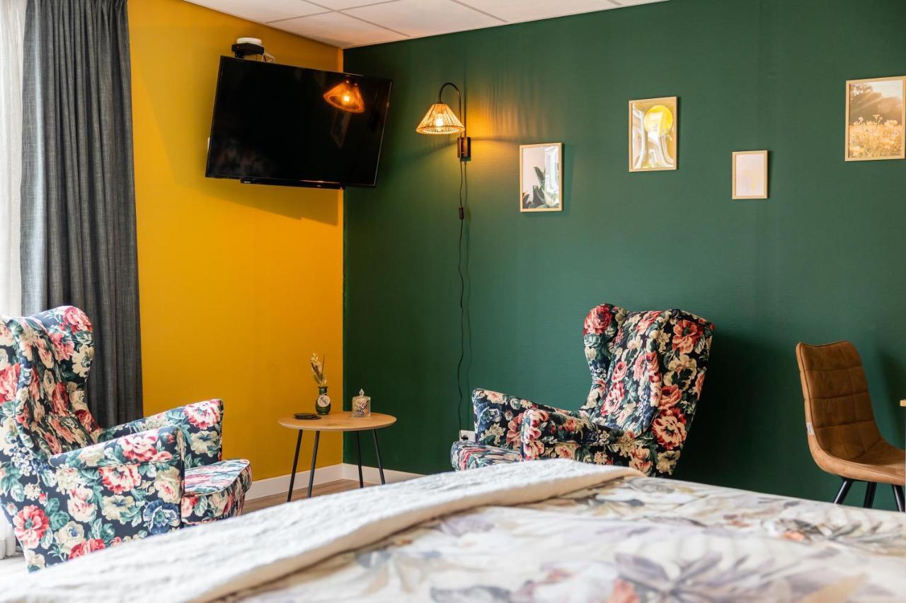 B&B Het Gelders Buitenleven Overasselt Exteriör bild